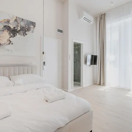 Apartament W30 - Wesselenyi Charming - Location By Bqa *